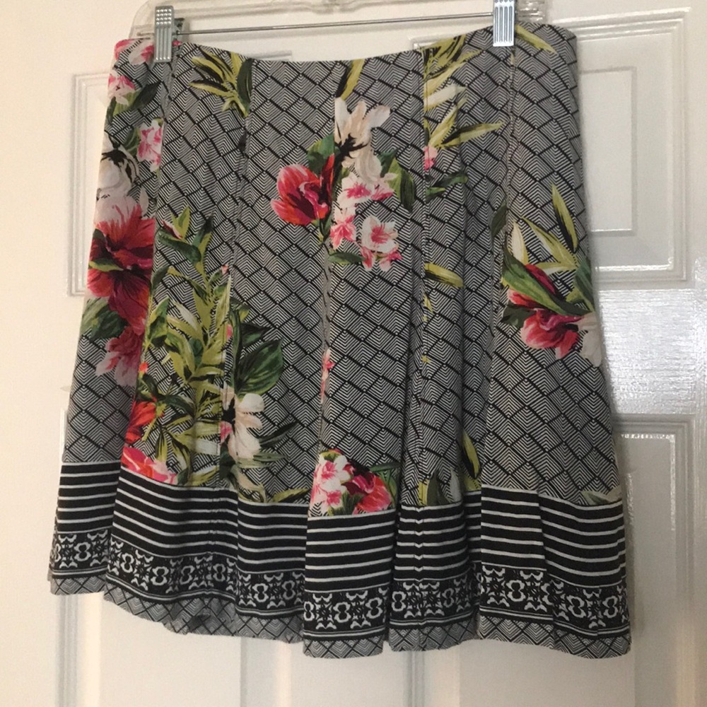 Mini skirt